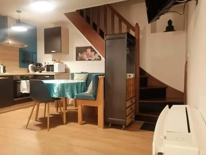 Gite Merlin Spa Privatif Et Sauna Trelevern 0*,